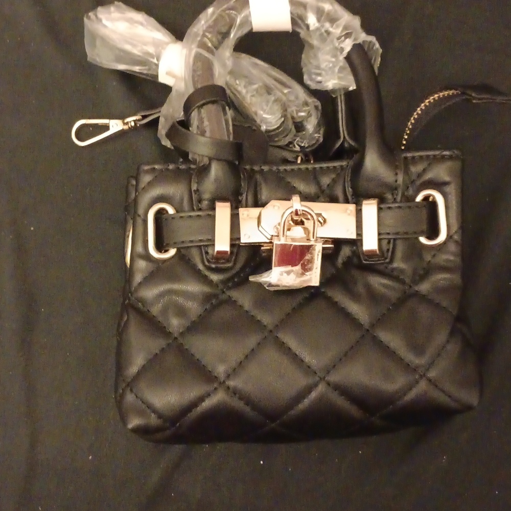 Badgley Mischka Crossbody Mini Diamond Quilted Tote With Front Lock Color Green
